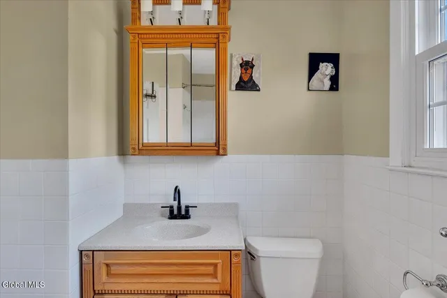 $400,000 | 123 Fonda Road, Waterford, NY 12188