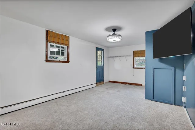 $400,000 | 123 Fonda Road, Waterford, NY 12188