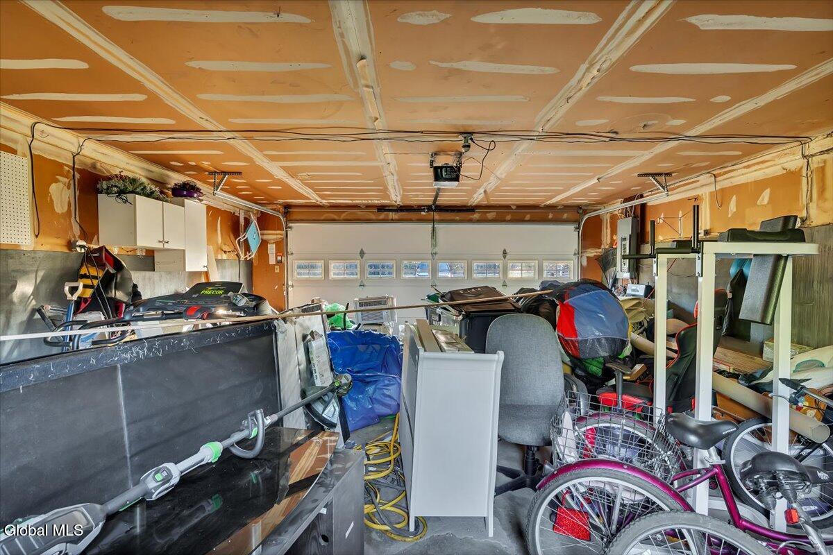 123 Fonda Road Waterford, NY 12188 - Photo 37 of 56 37-P1590528