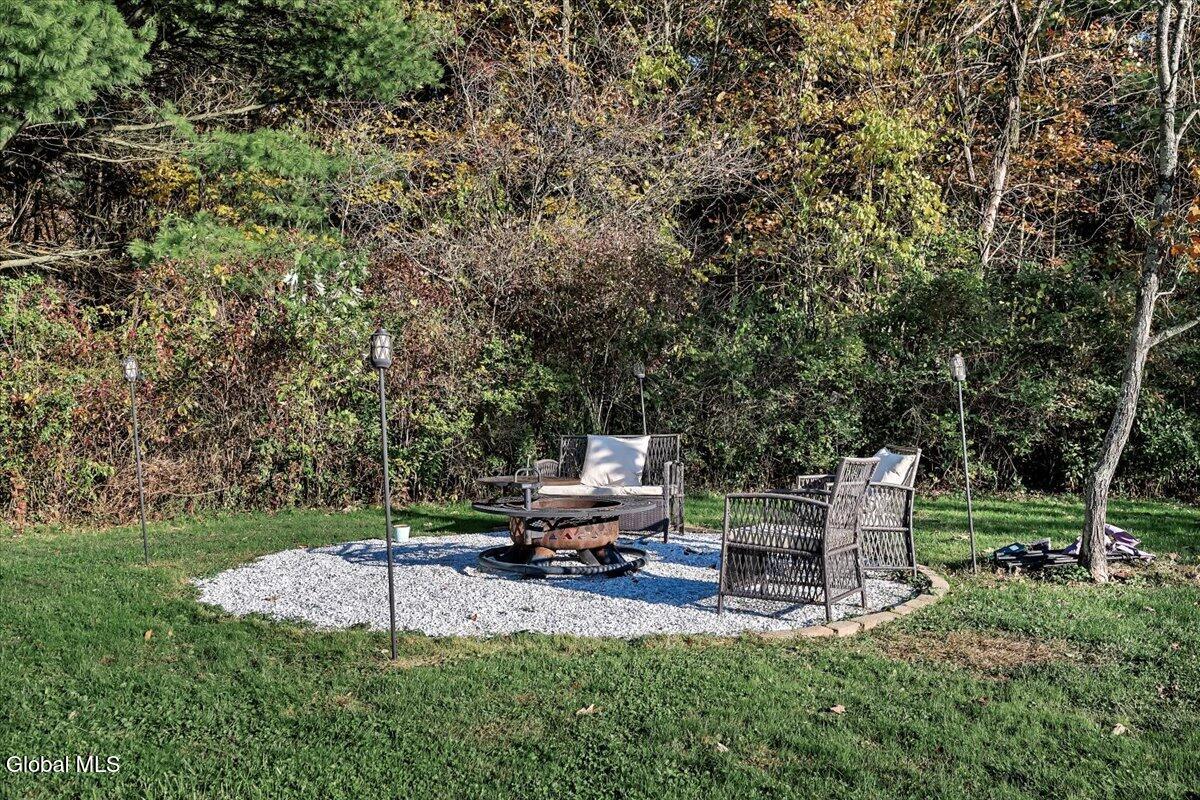 123 Fonda Road Waterford, NY 12188 - Photo 38 of 56 38-P1590324