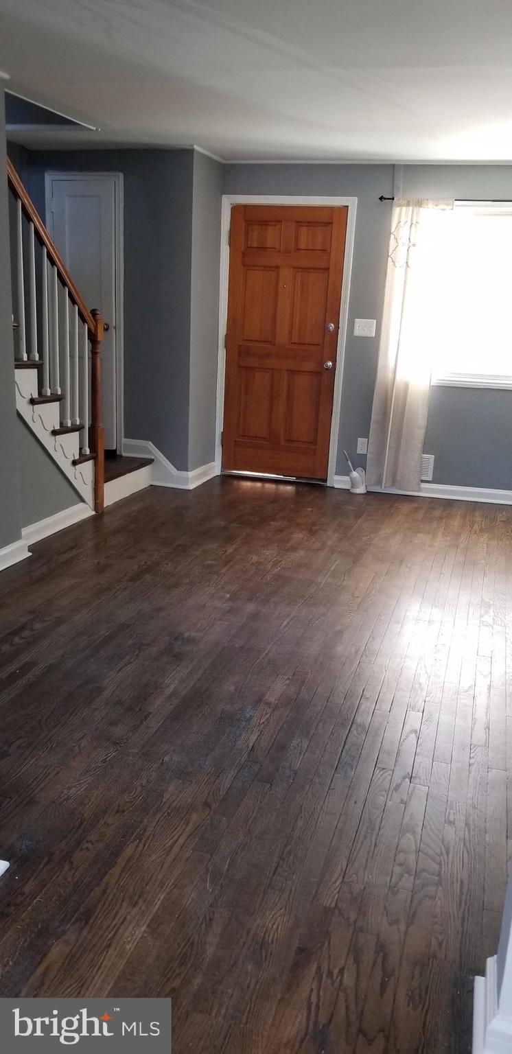 1021 Wedgewood Road Baltimore, MD 21229 - Photo 4 of 12 Gallery Image 4