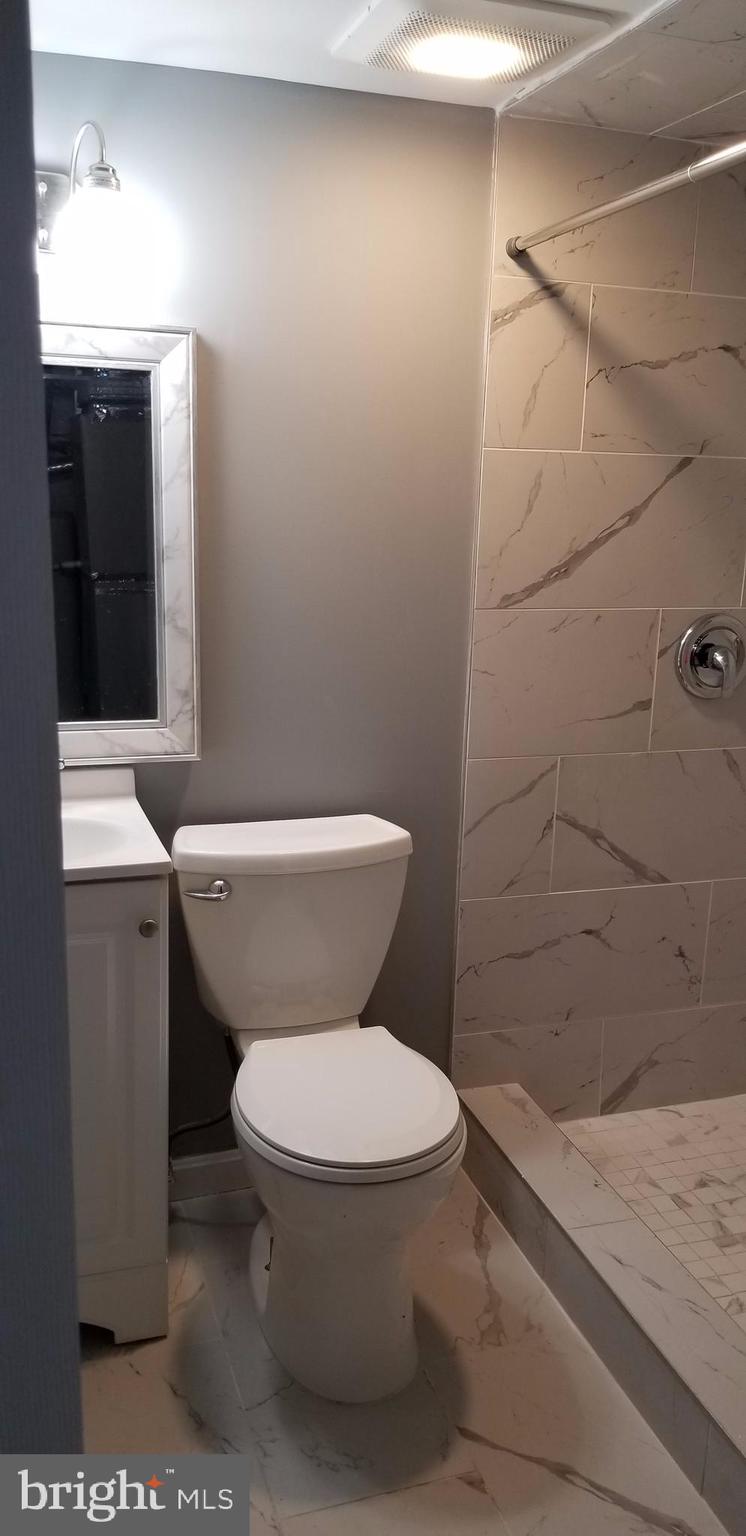1021 Wedgewood Road Baltimore, MD 21229 - Photo 6 of 12 Gallery Image 6