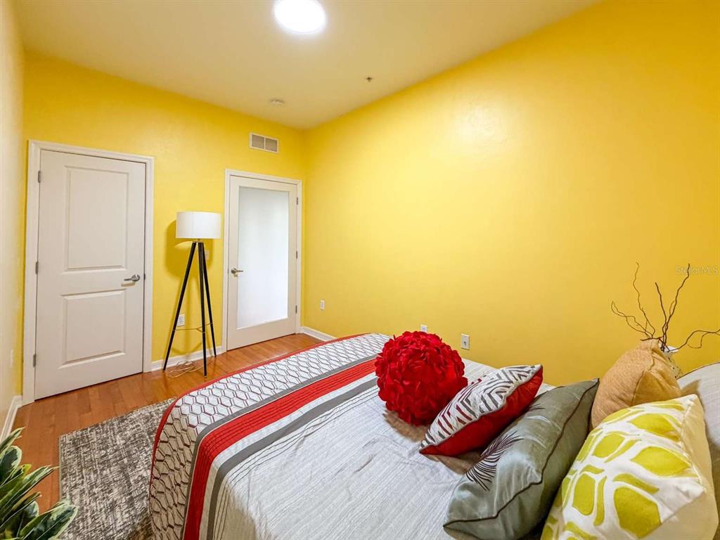 20 Southwest 6th Street, Unit 211 Gainesville, FL 32601 - Photo 15 of 19