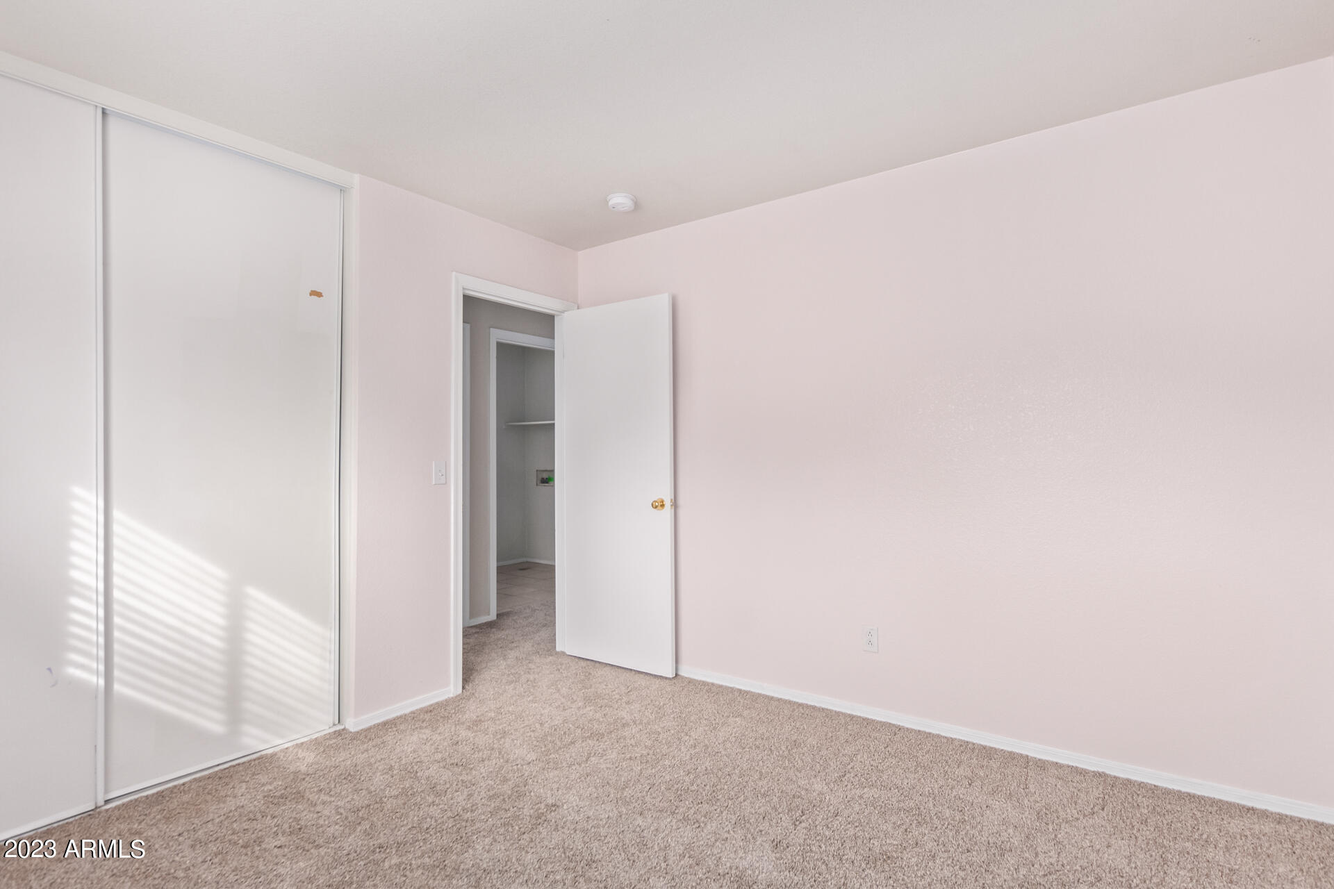 9424 West Jamestown Road Phoenix, AZ 85037 - Photo 14 of 21 18 - Jamestown