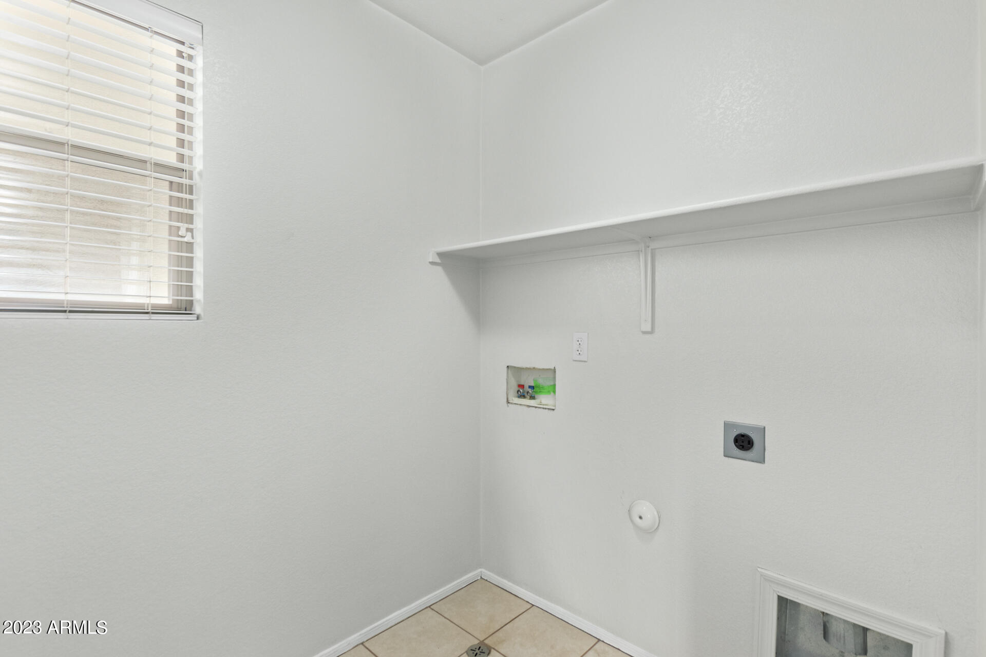 9424 West Jamestown Road Phoenix, AZ 85037 - Photo 18 of 21 22 - Jamestown