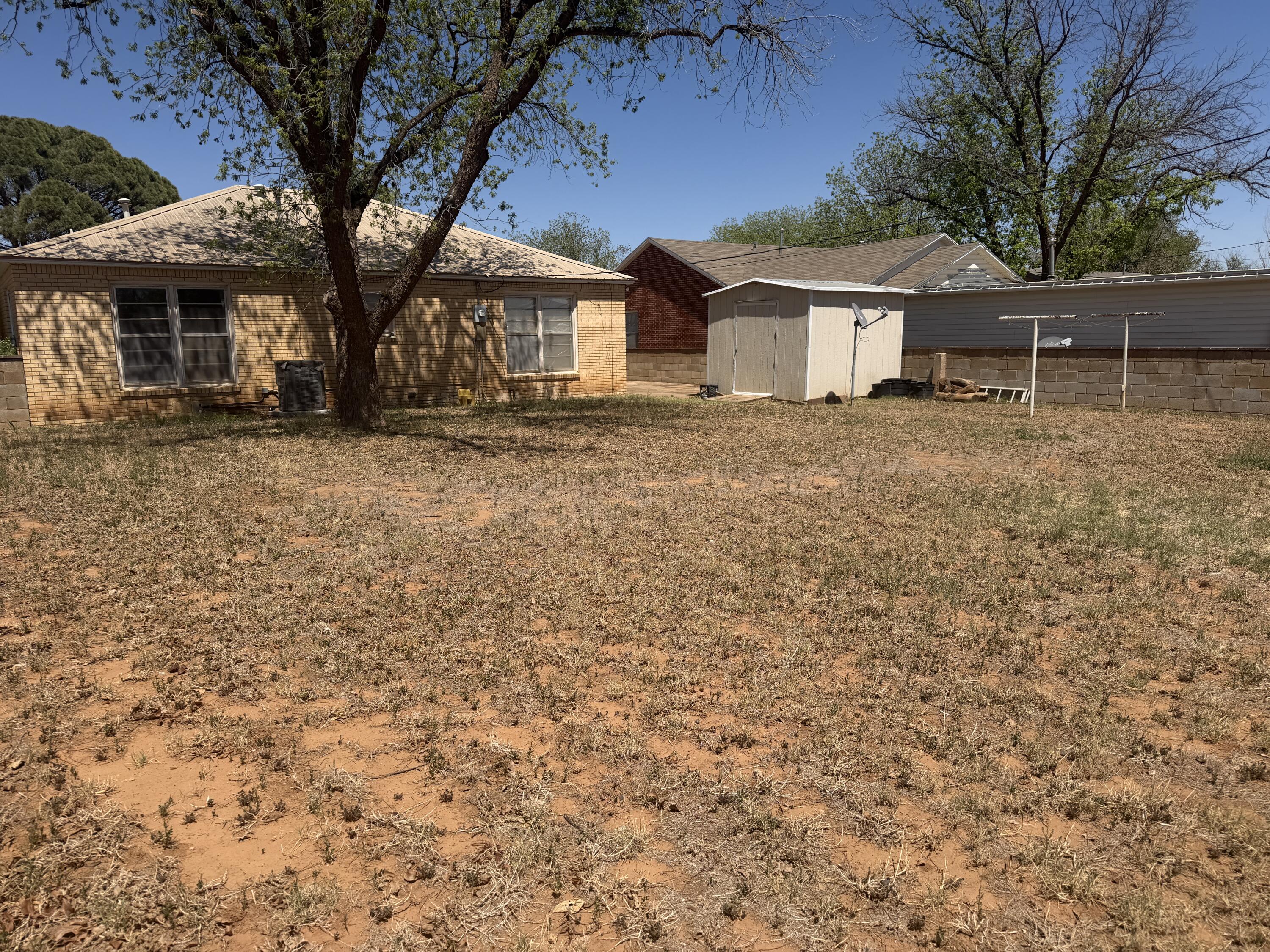 819 North 16th Street Lamesa, TX 79331 - Photo 18 of 19 IMG_5550