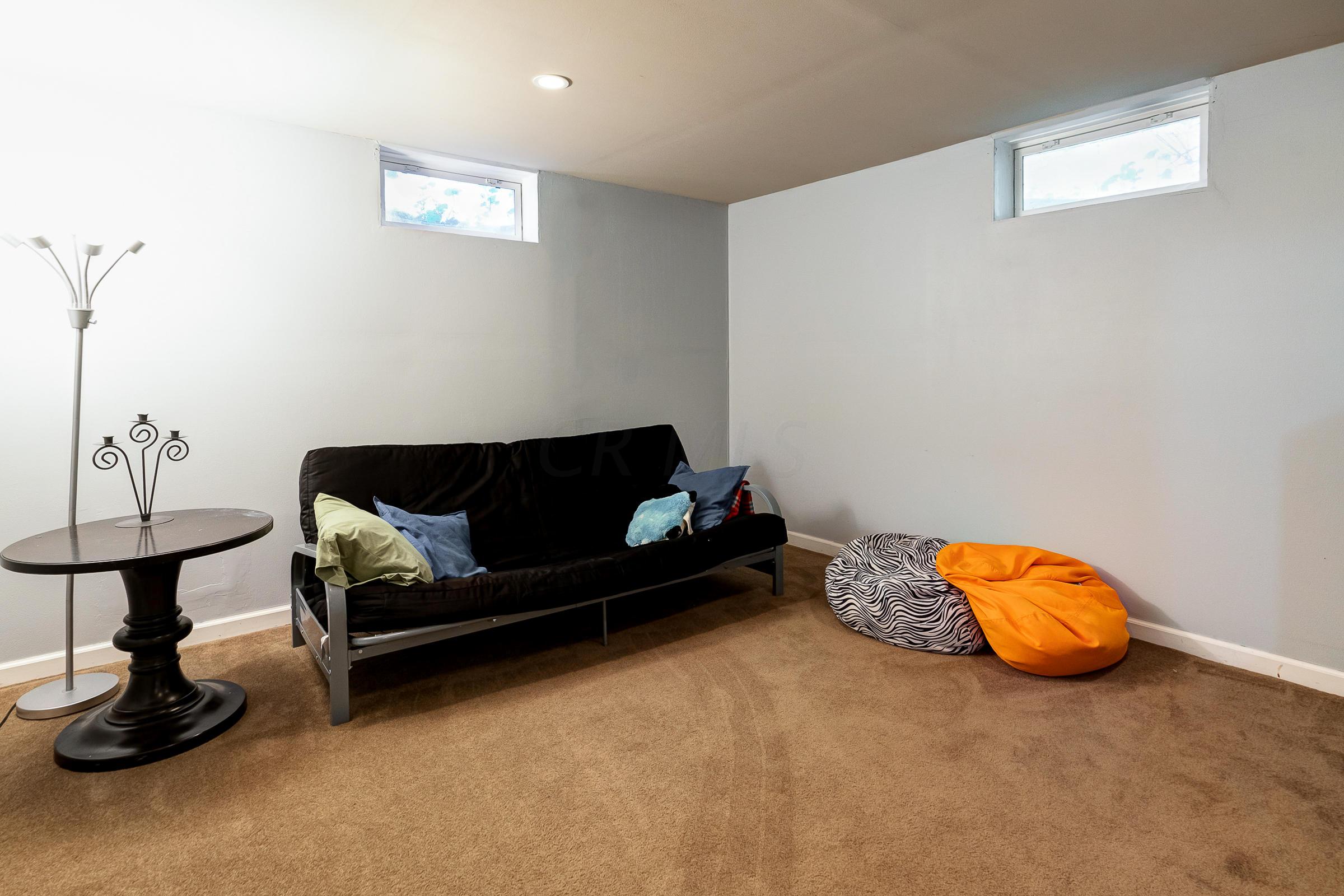 945 Kenwick Road Columbus, OH 43209 - Photo 23 of 37 Gallery Image 23