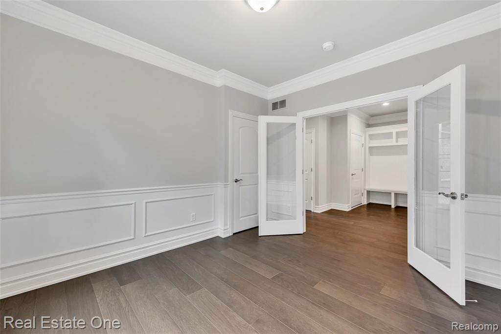 3847 Dearborn Avenue Rochester Hills, MI 48309 - Photo 10 of 25