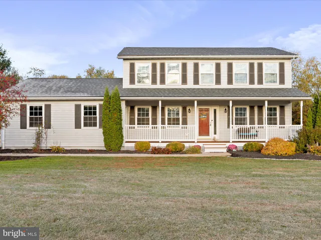 $525,000 | 104 Hadrian Court, Martinsburg, WV 25403