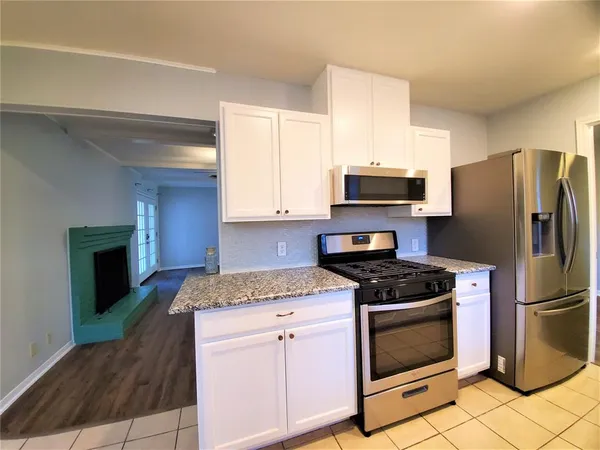 $2,600 | 1200 Bryn Mawr Place, Denton, TX 76201