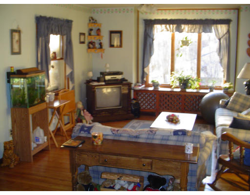 28 7 Star Road Groveland, MA 01834 - Photo 8 of 12 Gallery Image 8