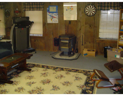28 7 Star Road Groveland, MA 01834 - Photo 10 of 12 Gallery Image 10