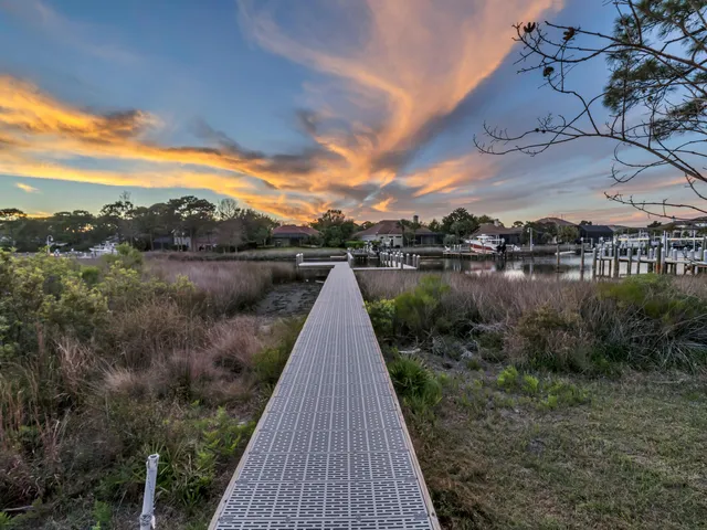$5,250,000 | 330 Kelly Plantation Drive, Destin, FL 32541