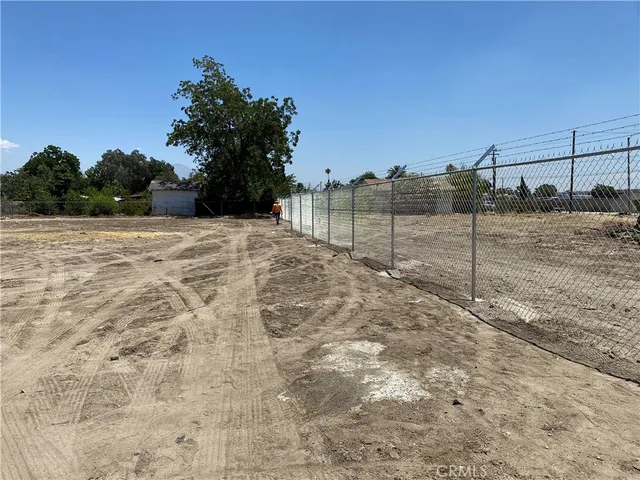 $399,999 | 575 South Gifford Avenue, San Bernardino, CA 92408