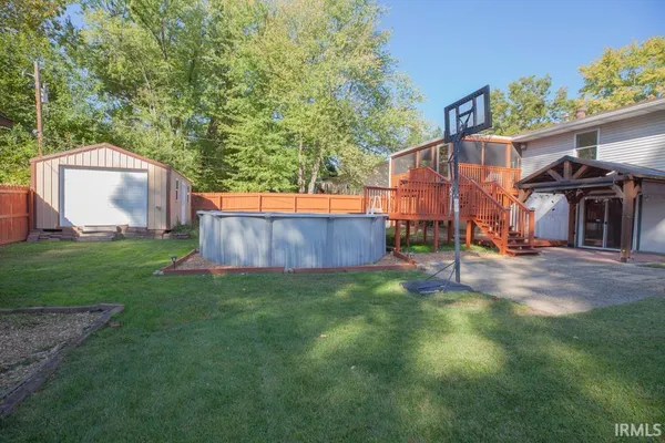 $244,900 | 6611 Concord Drive, Newburgh, IN 47630