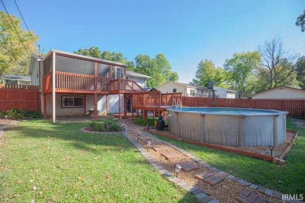 $244,900 | 6611 Concord Drive, Newburgh, IN 47630