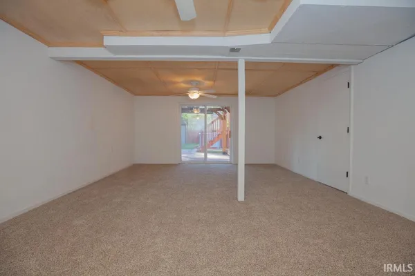 $244,900 | 6611 Concord Drive, Newburgh, IN 47630