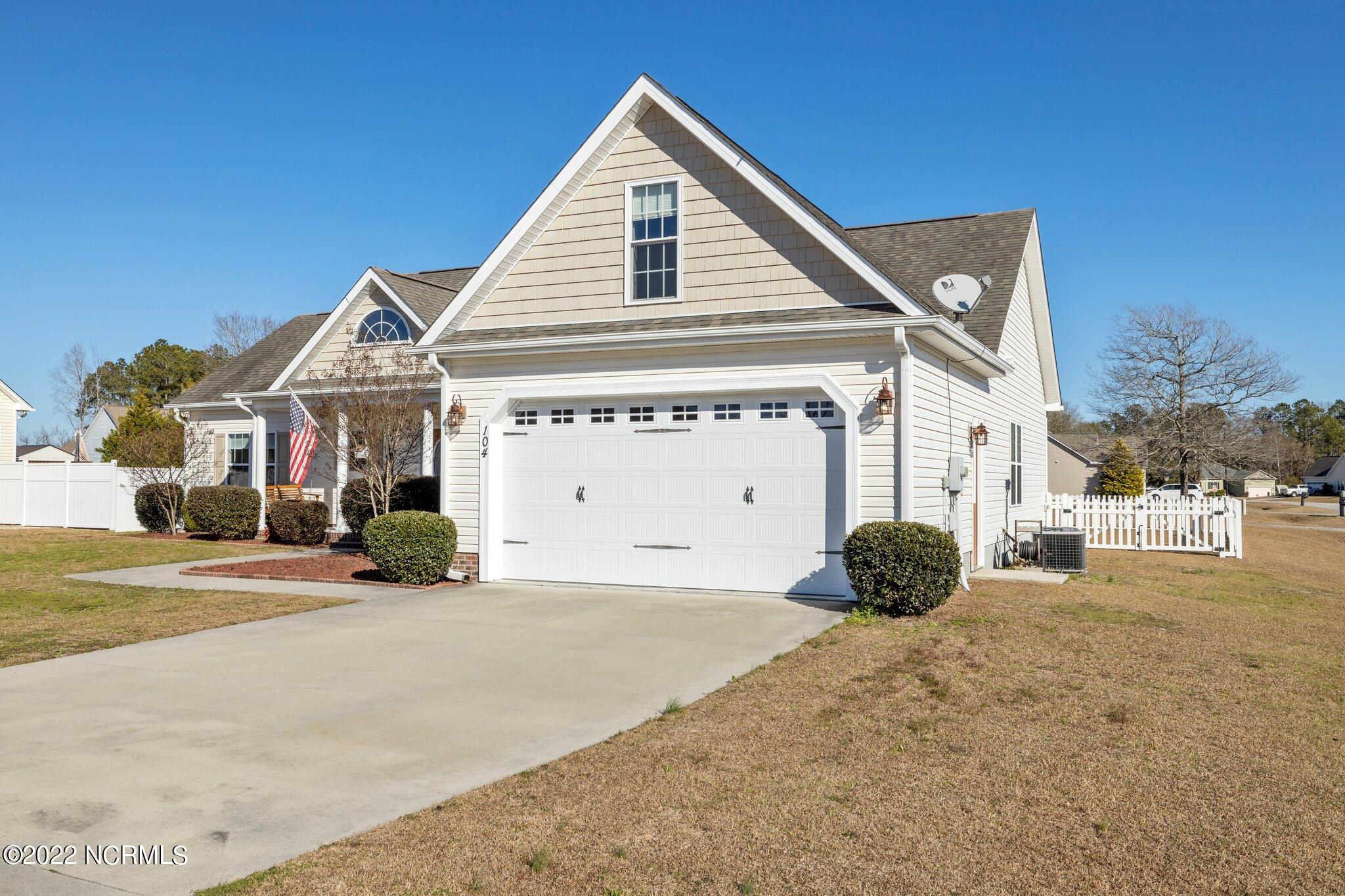 104 Echo Ridge Road Swansboro, NC 28584 - Photo 38 of 48 11-web-or-mls-_S3A9204