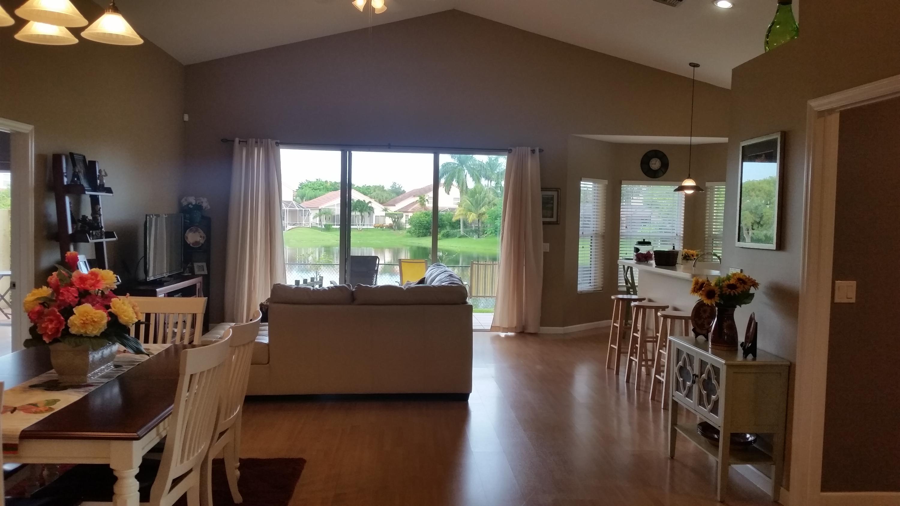 22150 Altona Drive Boca Raton, FL 33428 - Photo 4 of 18 20161013_091717