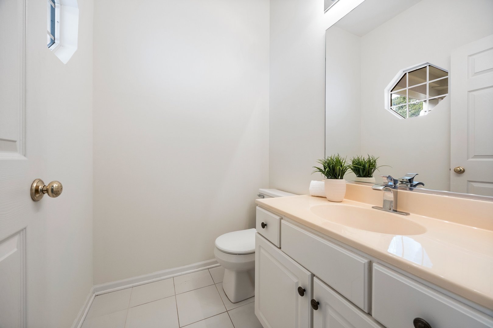 1053 Ripple Ridge Darien, IL 60561 - Photo 10 of 19 Gallery Image 10