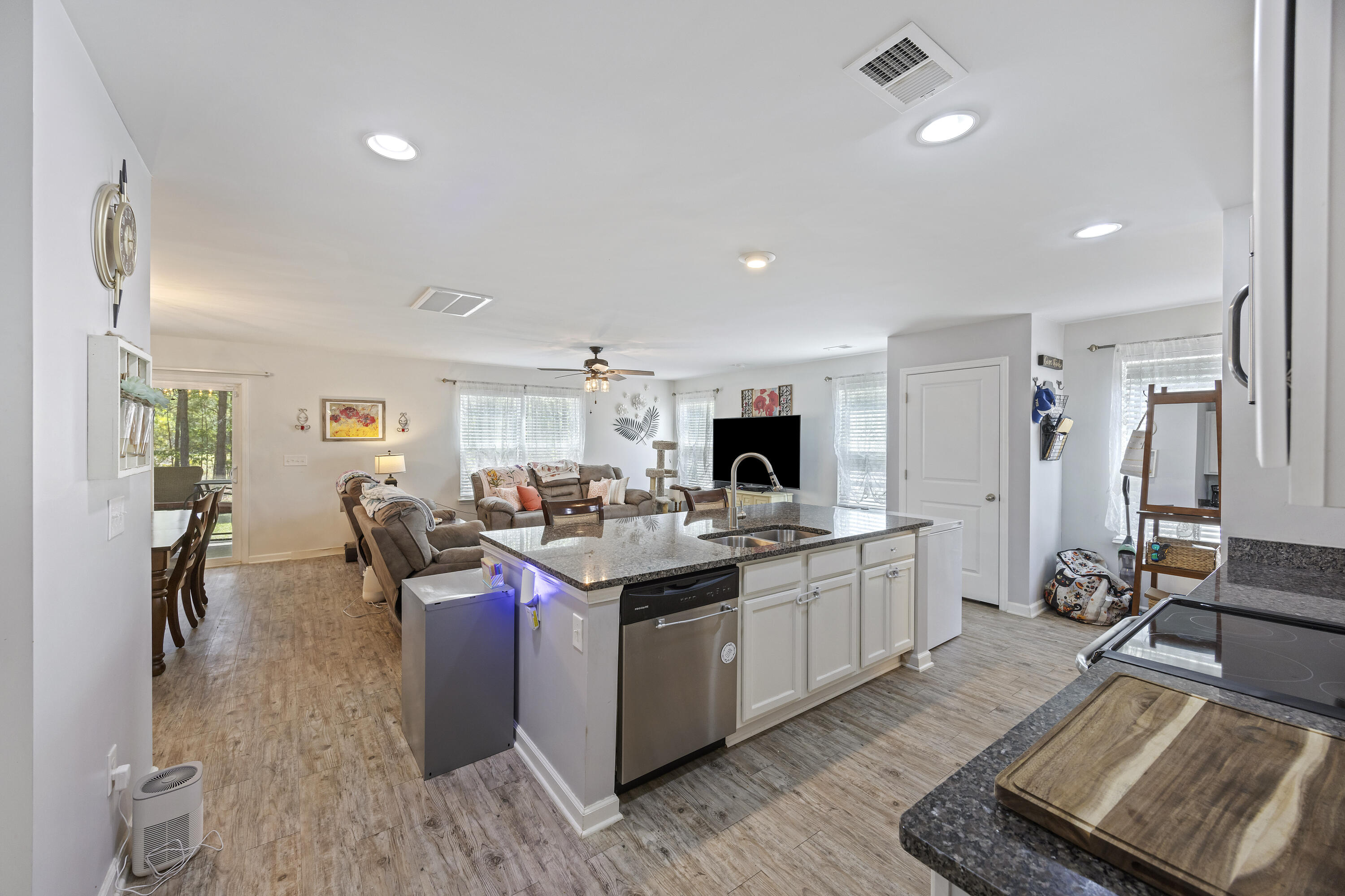 254 Cypress Marsh Road Moncks Corner, SC 29461 - Photo 10 of 33 243A1234
