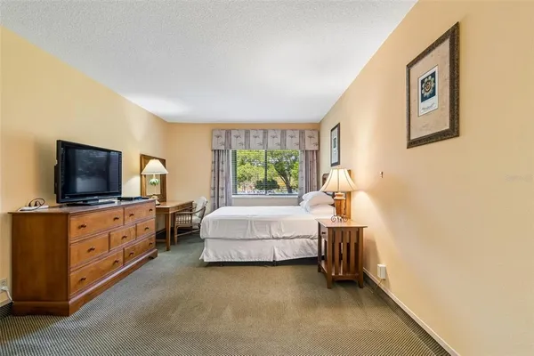 a sign that is on the side of the building