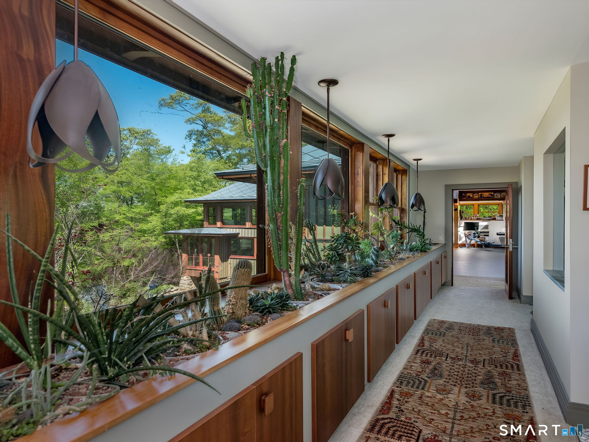 89 River Road East Haddam, CT 06423 - Photo 24 of 40 Cactus Garden Walkway to the Primary Suite