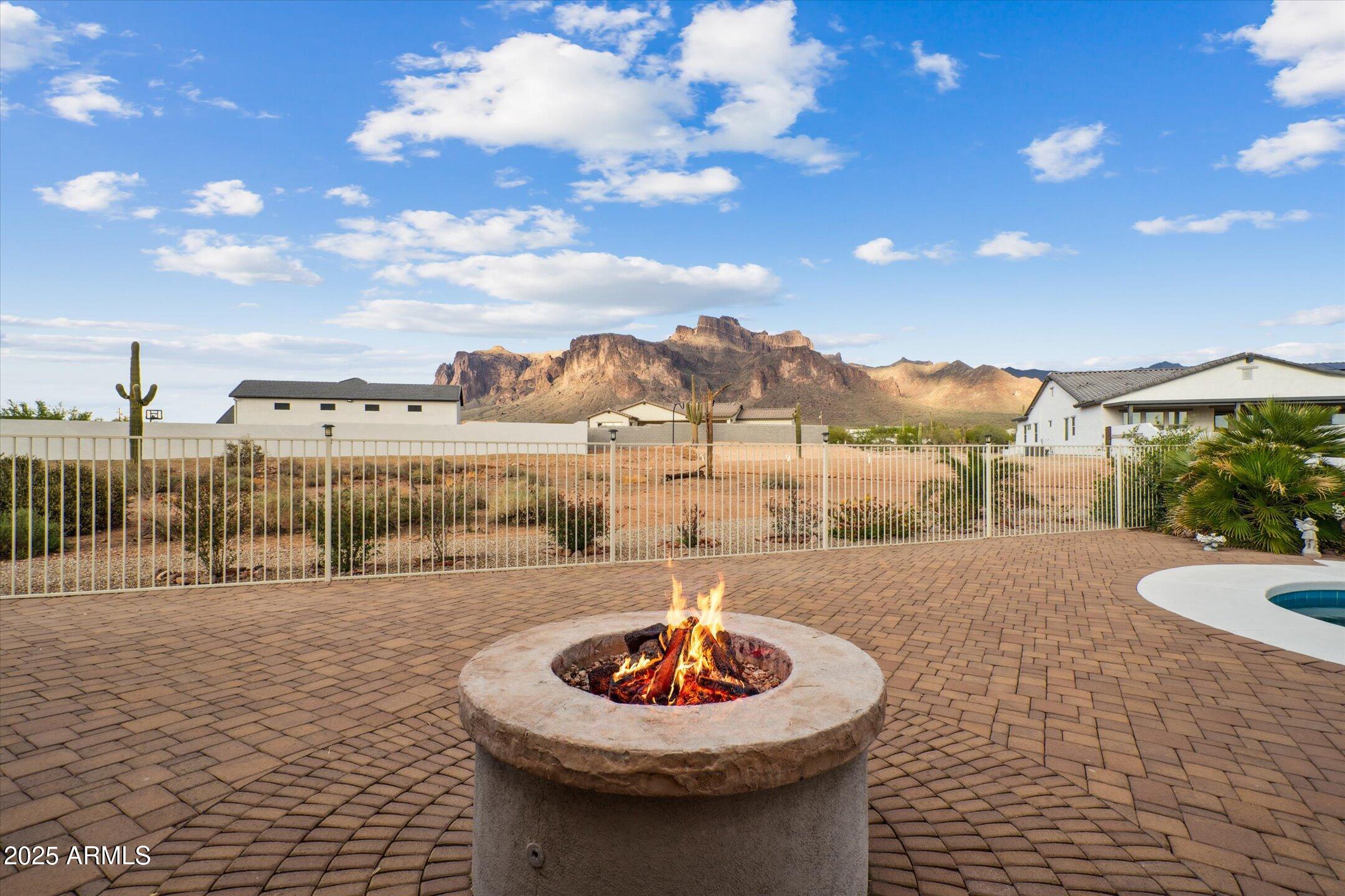 619 North Sun Road Apache Junction, AZ 85119 - Photo 17 of 72