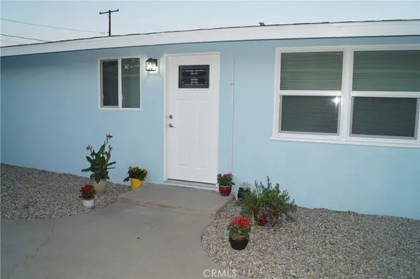 $2,175 | 855 West B Street, Colton, CA 92324