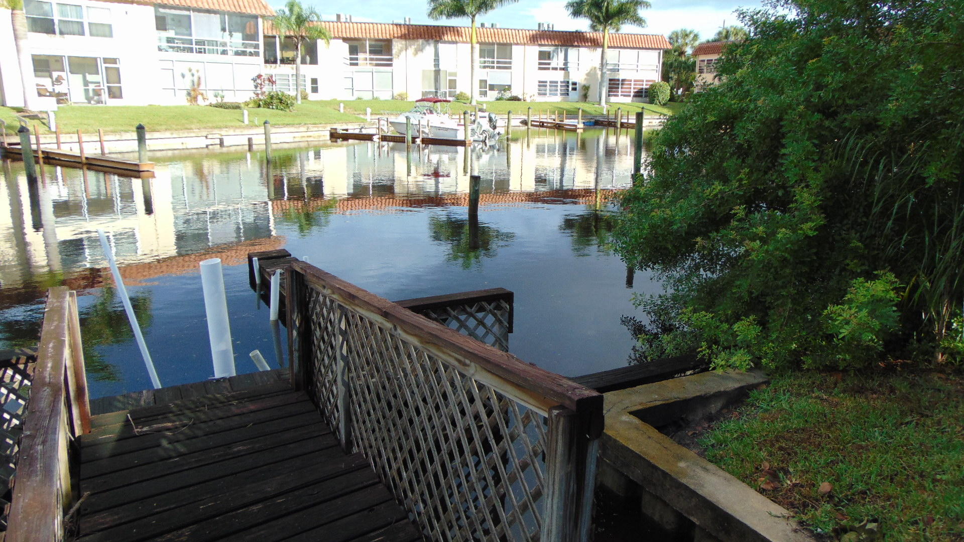 2485 Southwest Hideaway Lane Stuart, FL 34994 - Photo 7 of 23 DSC02169