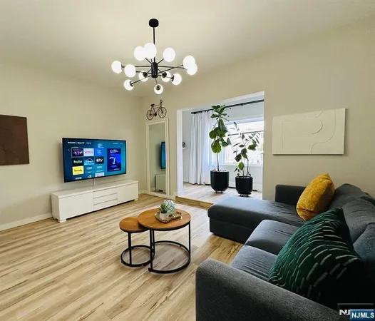 $3,200 | 221 3rd Street, Unit 1, Fairview, NJ 07022
