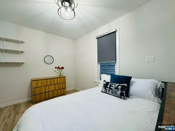 $3,200 | 221 3rd Street, Unit 1, Fairview, NJ 07022