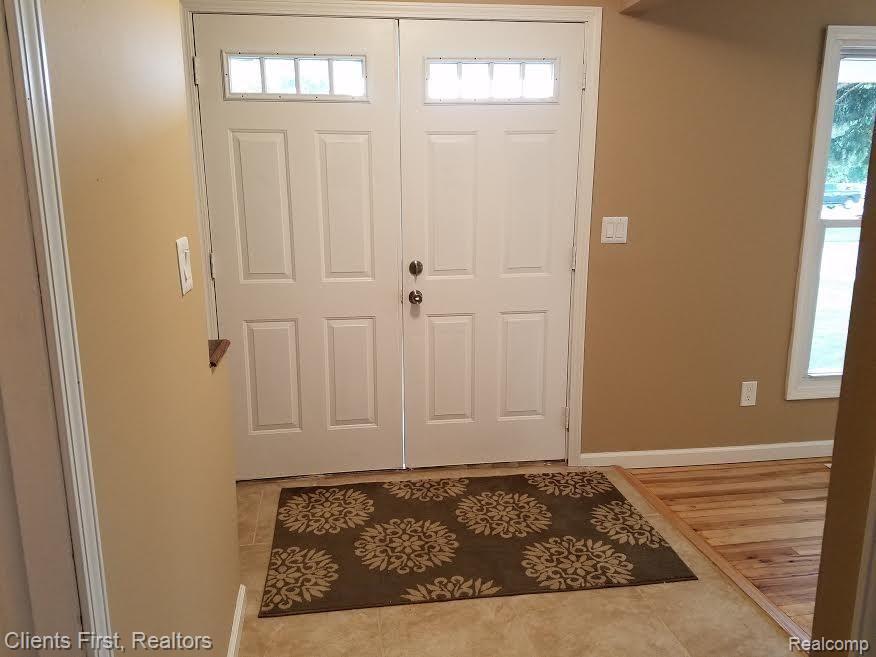 1030 Inkster Road Dearborn Heights, MI 48127 - Photo 16 of 49 26.jpg