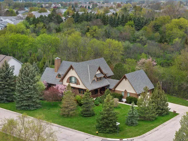 $750,000 | 6236 Bald Eagle Road, Mount Pleasant, WI 53406