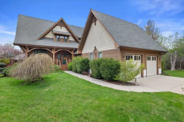 $750,000 | 6236 Bald Eagle Road, Mount Pleasant, WI 53406