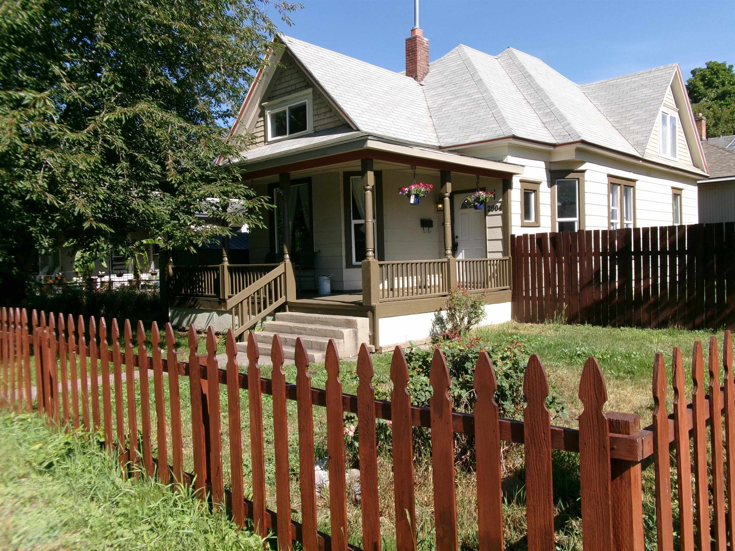 2004 West Broadway Avenue Spokane, WA 99201 - Photo 1 of 46