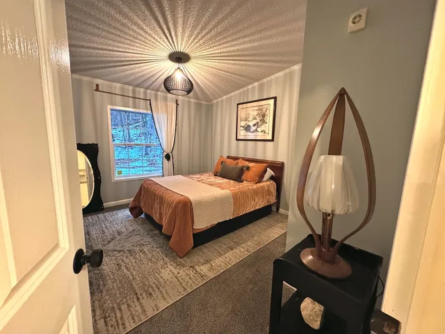 $275,000 | 150 Fillmore Street, Bennington, VT 05201