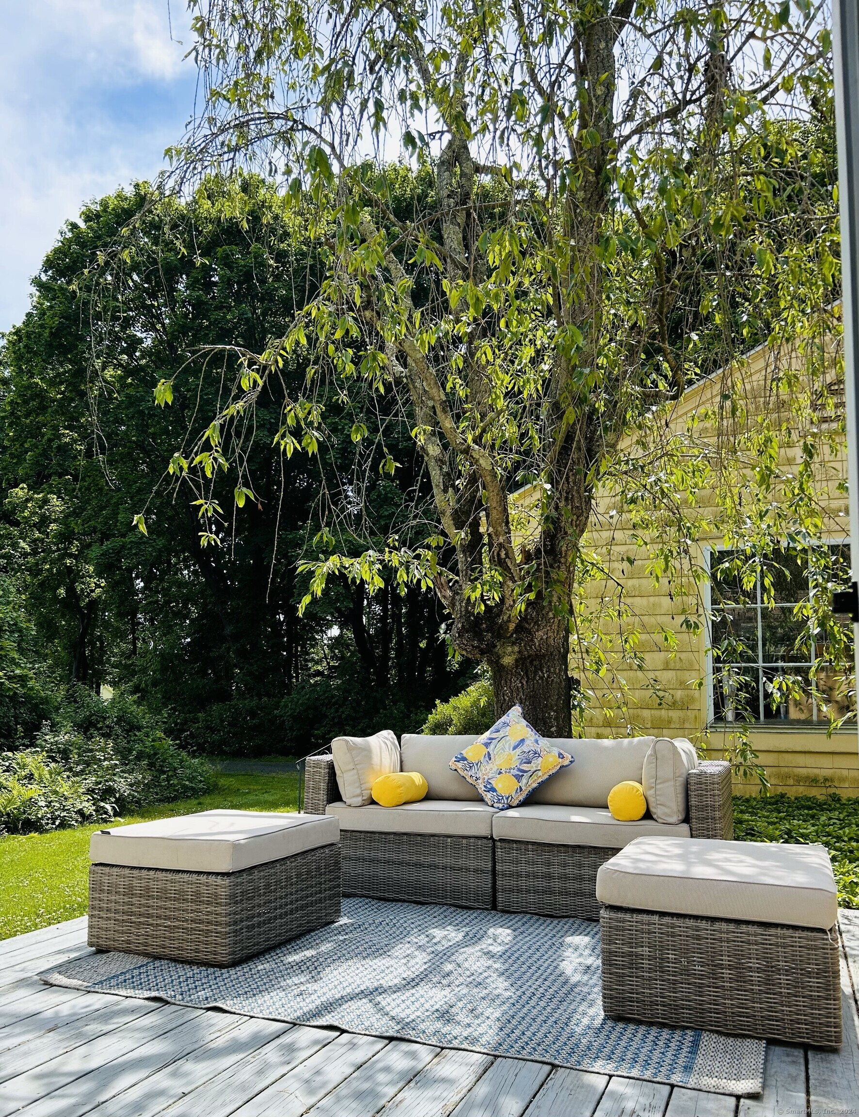 69 River Street Guilford, CT 06437 - Photo 6 of 22