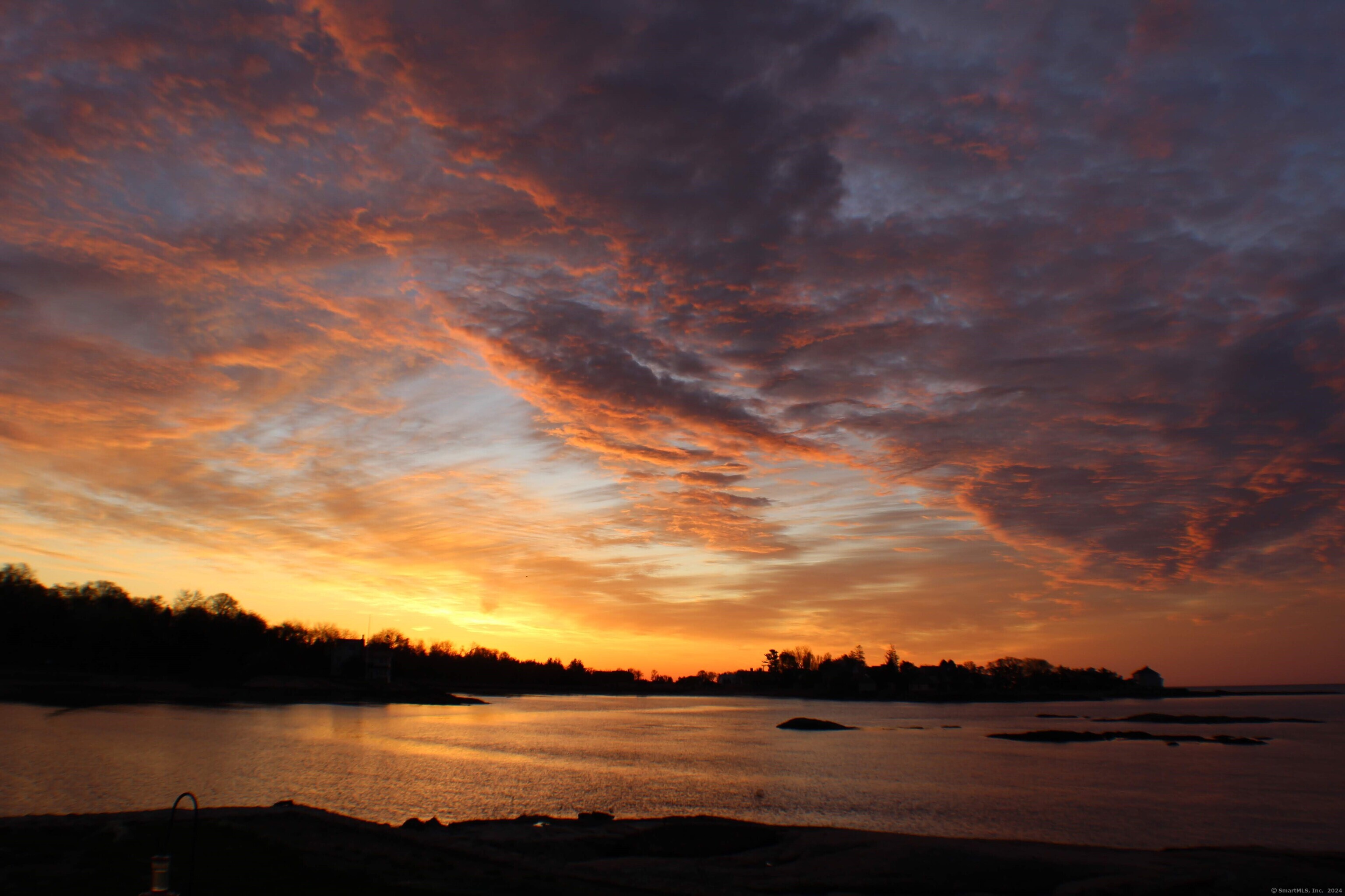 69 River Street Guilford, CT 06437 - Photo 9 of 22