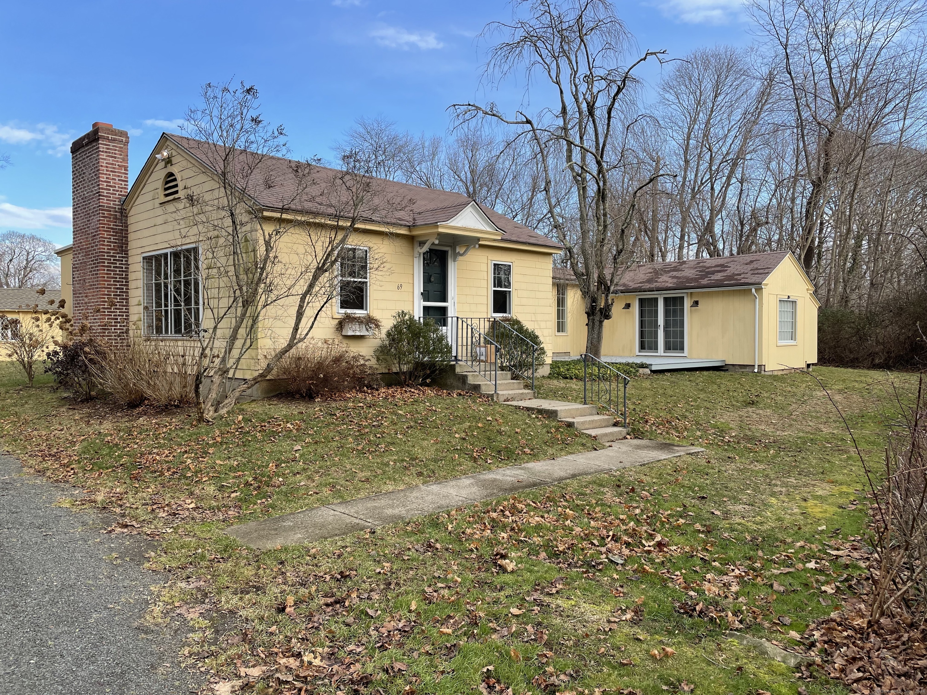 69 River Street Guilford, CT 06437 - Photo 10 of 22