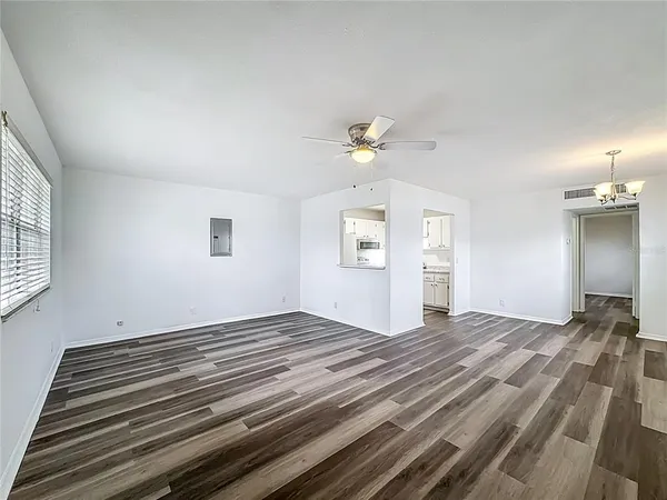 $105,000 | 202 Bedford Trail, Unit 103, Sun City Center, FL 33573