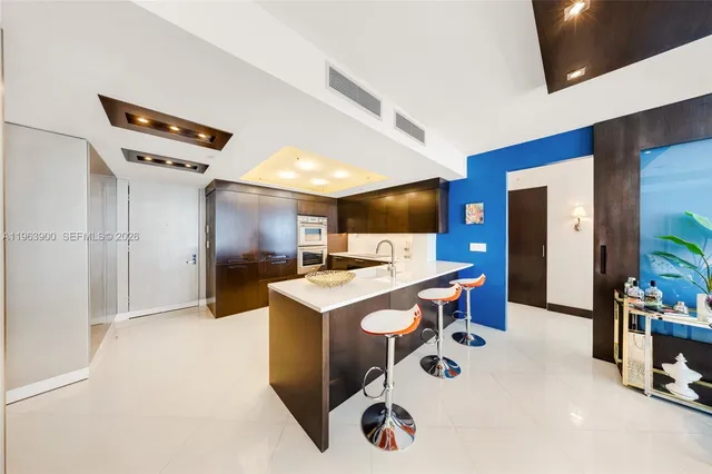 $6,500 | 2821 North Ocean Boulevard, Unit 806S, Fort Lauderdale, FL 33308