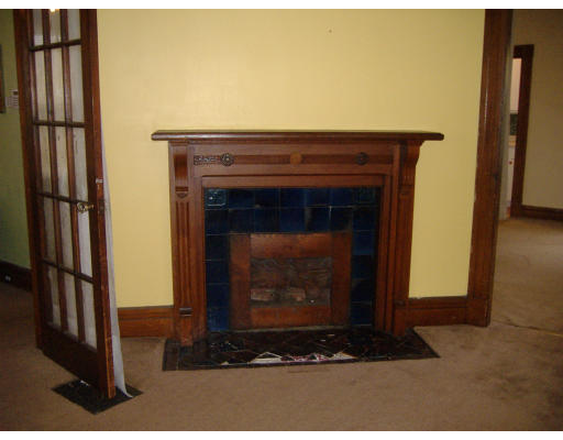 31 Brown Street Springfield, MA 01109 - Photo 2 of 12 Gallery Image 2