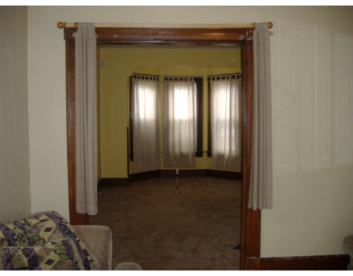 31 Brown Street Springfield, MA 01109 - Photo 4 of 12 Gallery Image 4