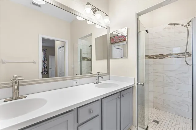 $369,000 | 7051 Chatum Light Run, Bradenton, FL 34212