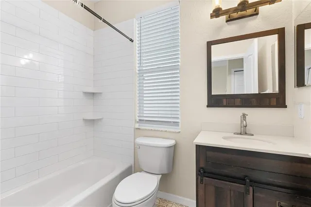 $369,000 | 7051 Chatum Light Run, Bradenton, FL 34212