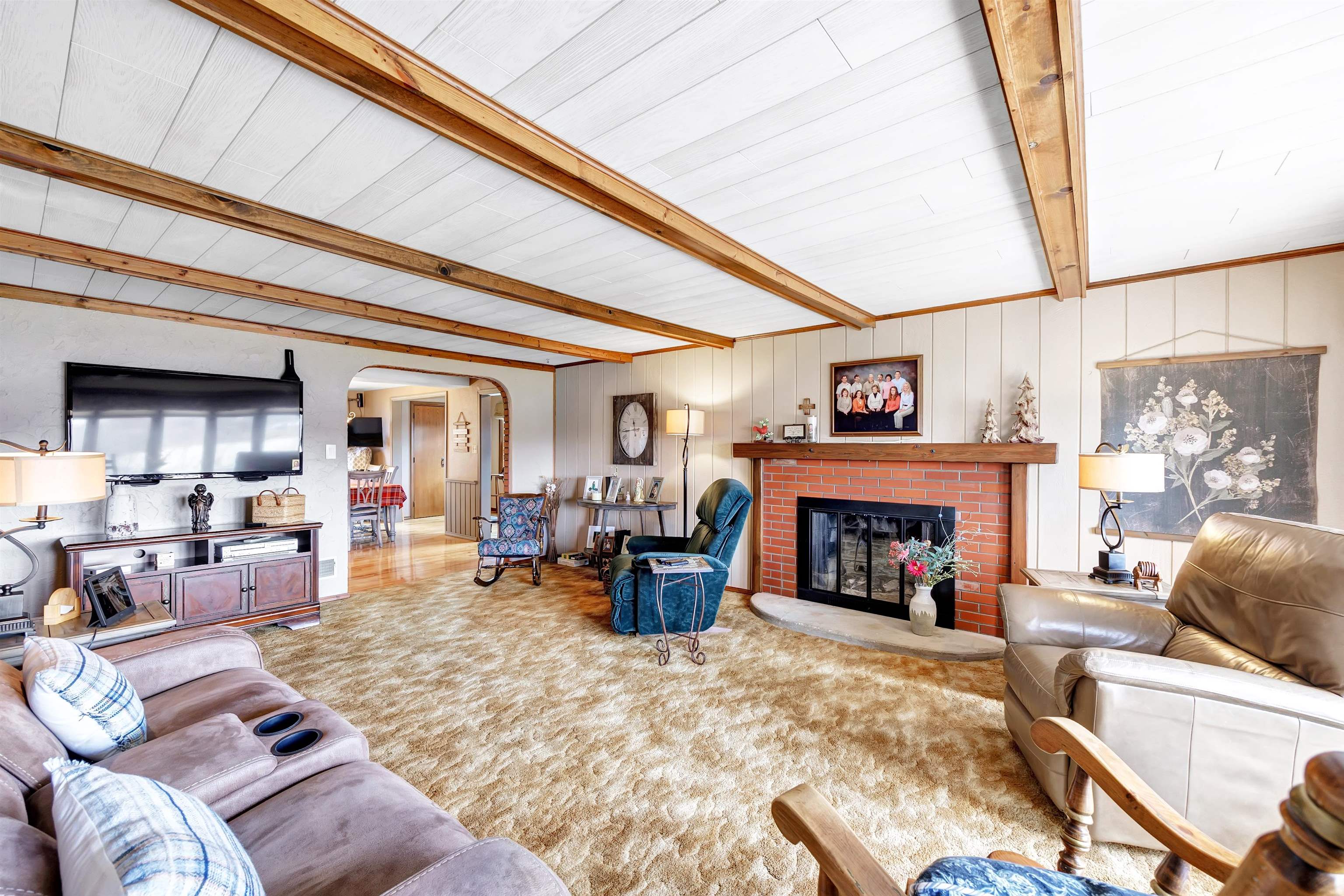 1202 Red Maple Road De Pere, WI 54115 - Photo 3 of 45