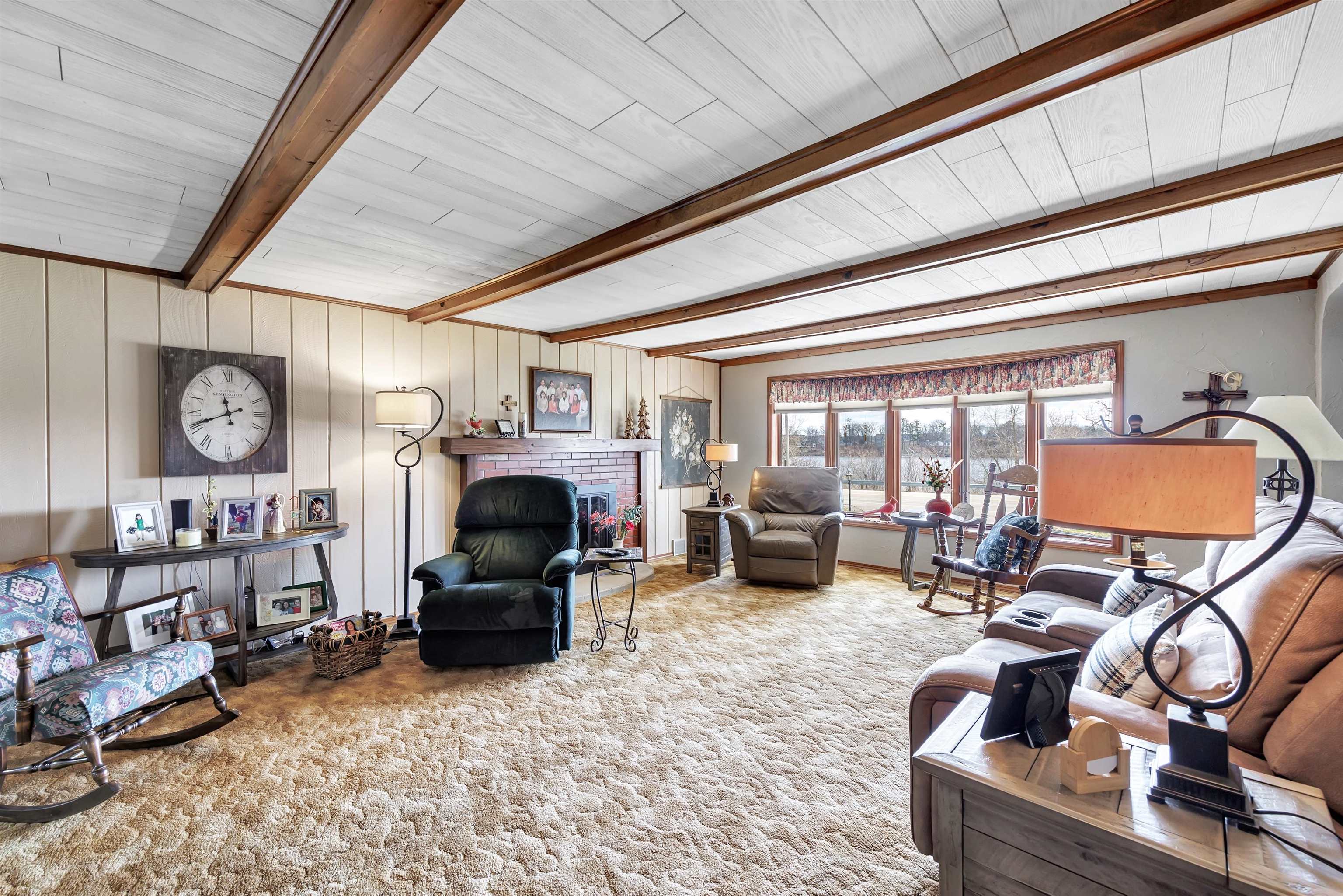 1202 Red Maple Road De Pere, WI 54115 - Photo 5 of 45