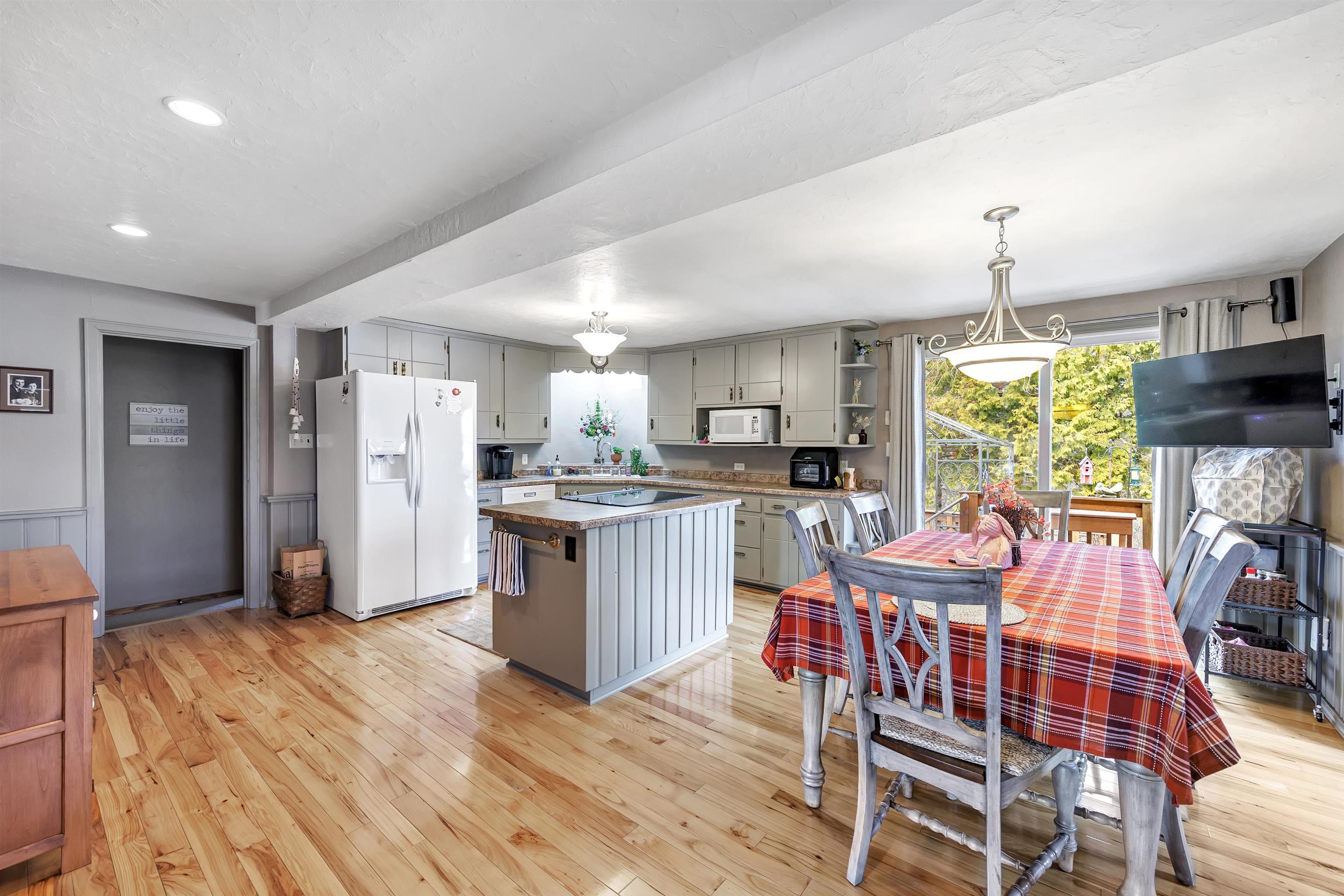 1202 Red Maple Road De Pere, WI 54115 - Photo 6 of 45