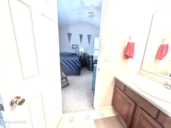 $450,000 | 7805 Silverbridge Court, Powell, TN 37849